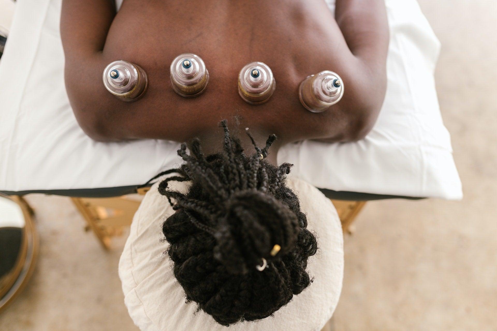 Combined Benefits From Cupping, Red Light, And Heat Therapy - Revomadic